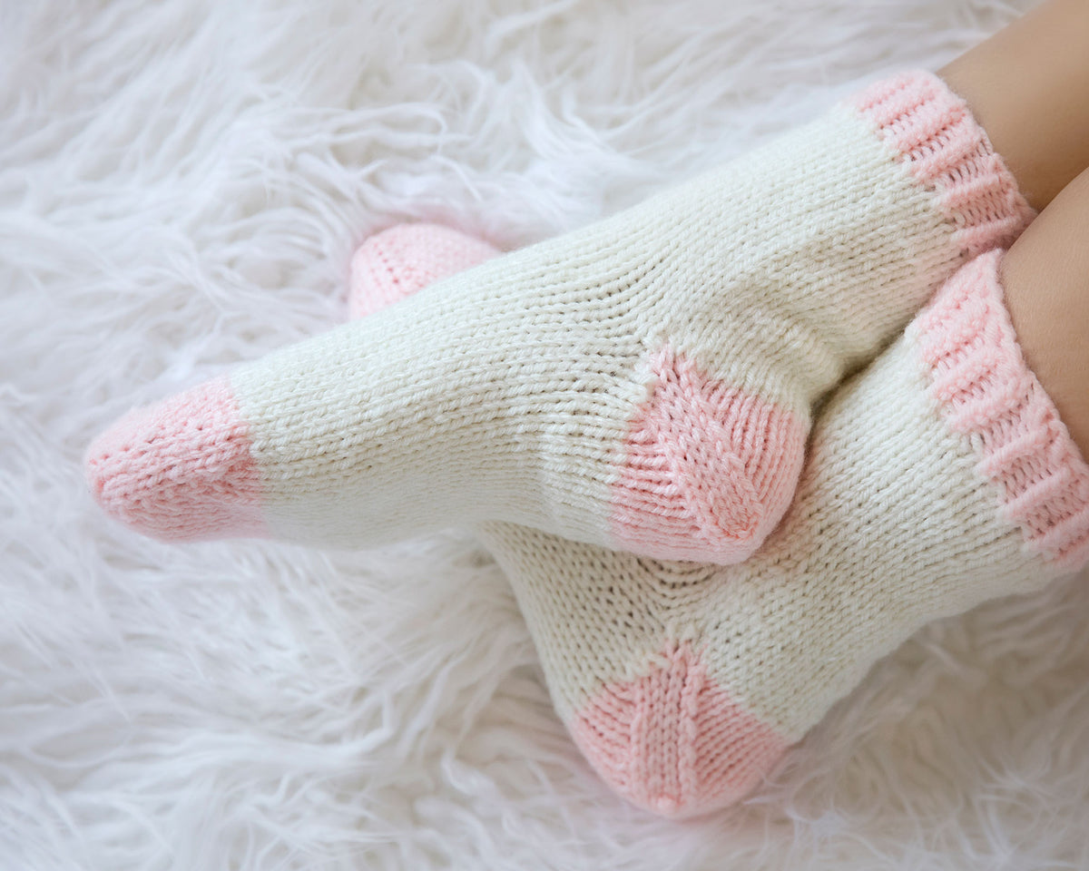 Comfy Fingerless Gloves Knitting Pattern - Leelee Knits