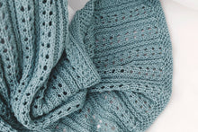 Load image into Gallery viewer, The Retreat Throw