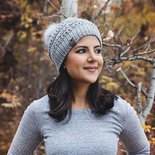 Load image into Gallery viewer, Slouchy Beanie Knit Hat Pattern