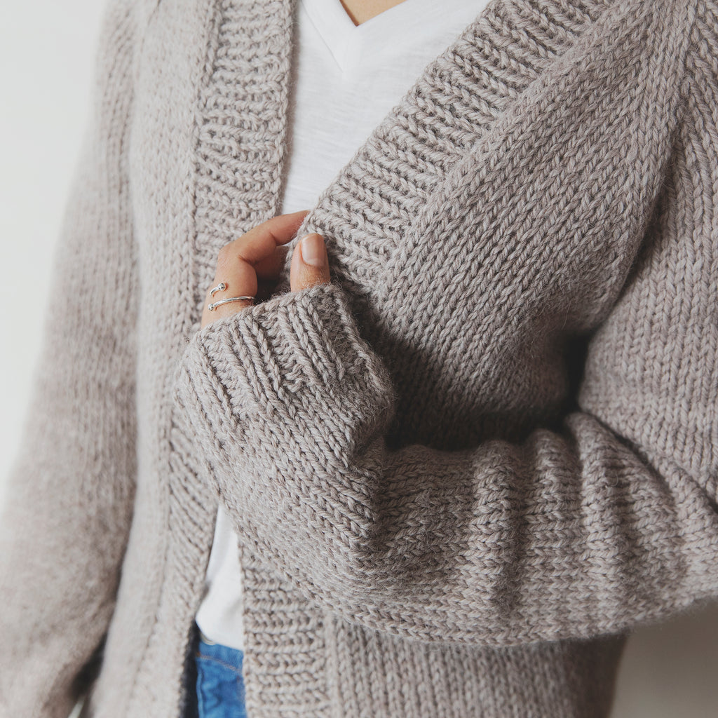 Basic Raglan Cardigan Knitting Pattern