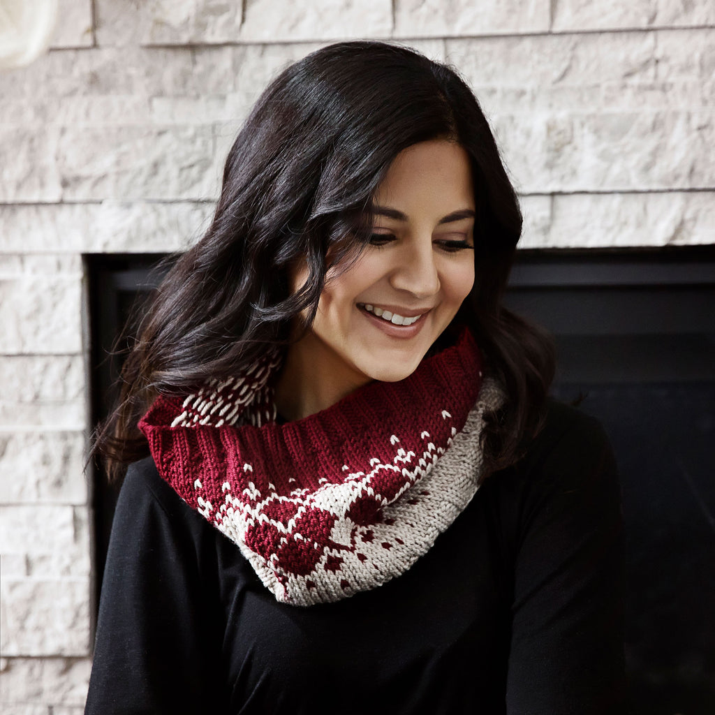Argyle Cowl Knitting Pattern