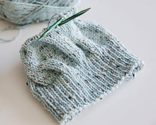 Load image into Gallery viewer, Zahira Cabled Hat Knitting Pattern
