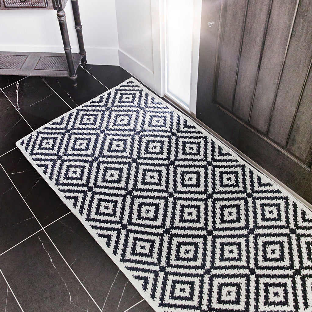 Diamond Lattice Rug Tapestry Crochet Pattern
