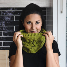Load image into Gallery viewer, Autumn Lace Knit Cowl
