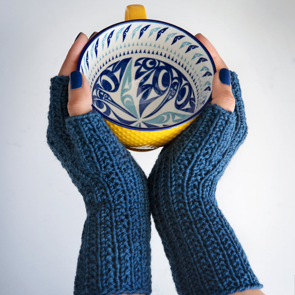 Stretchy Fingerless Gloves - Knitting Pattern
